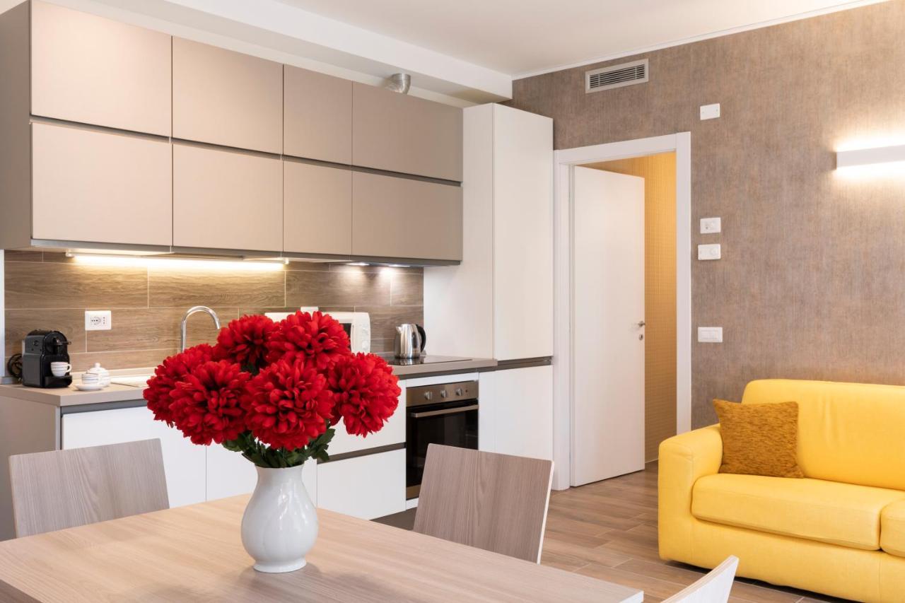 West Milan - Modern And Comfortable Apartment Ngoại thất bức ảnh