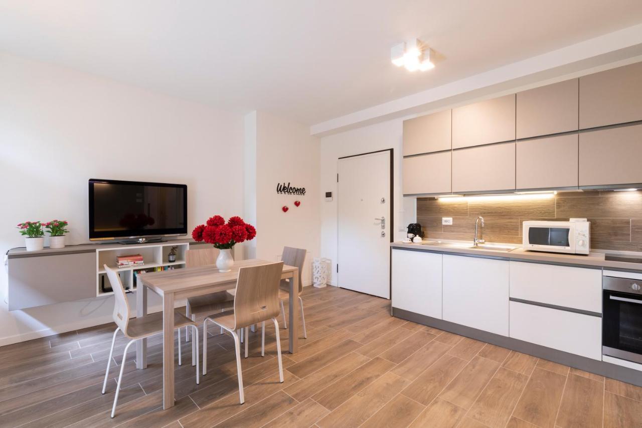 West Milan - Modern And Comfortable Apartment Ngoại thất bức ảnh