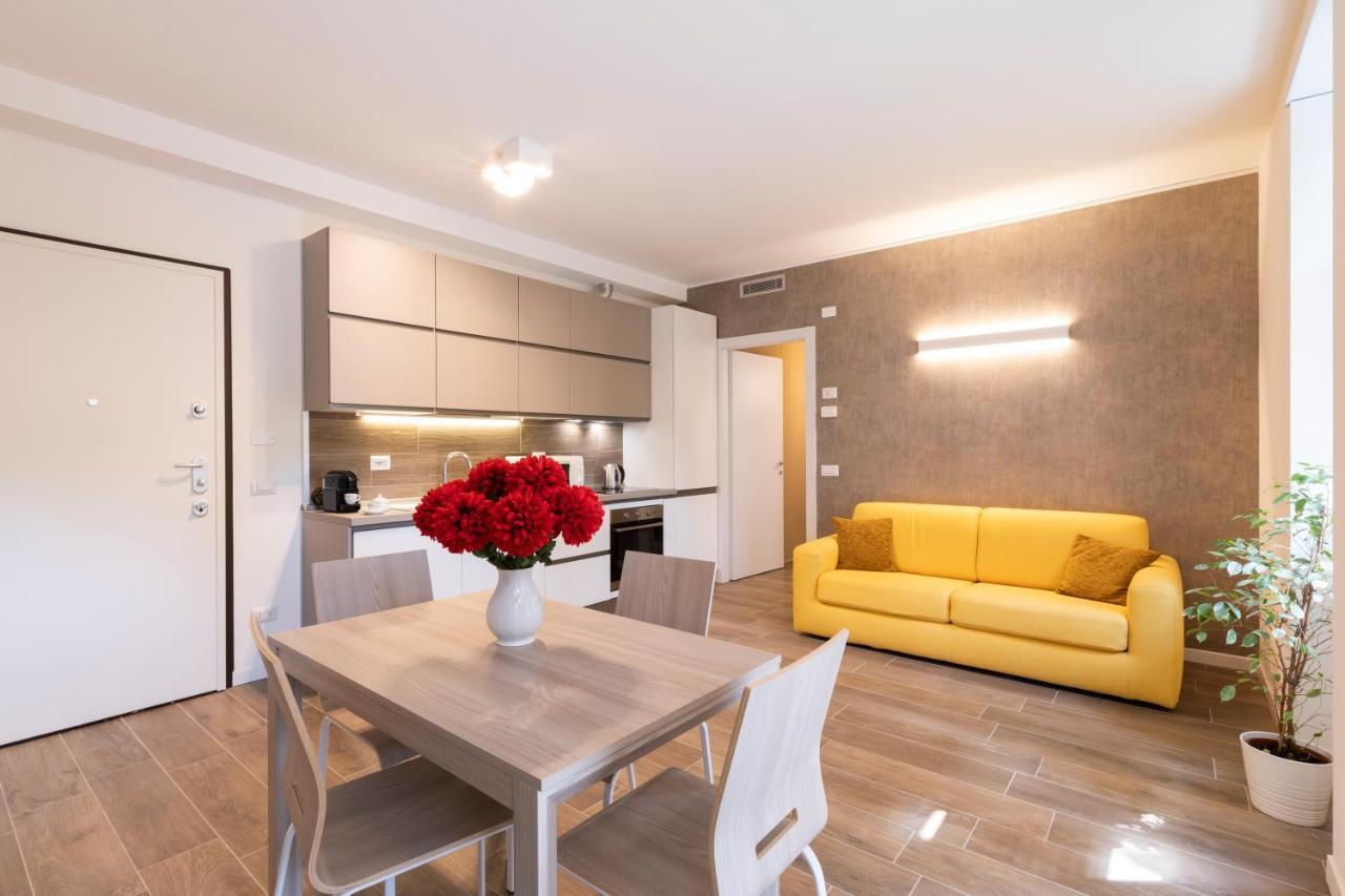 West Milan - Modern And Comfortable Apartment Ngoại thất bức ảnh